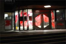 Eingefärbter Eingang des OLG-Stuttgart