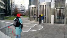 Fette Lines aus Pulver vor RWE Tower
