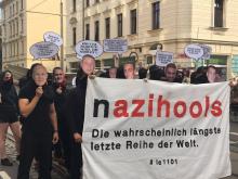 Nazihools – Die längste letzte Reihe der Welt