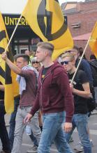 Tristan Lessing 2017 beim Aufmarsch der Identitären in Berlin