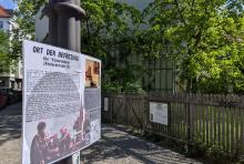 Informationstafel zu der "Richardsburg" in Berlin-Neukölln